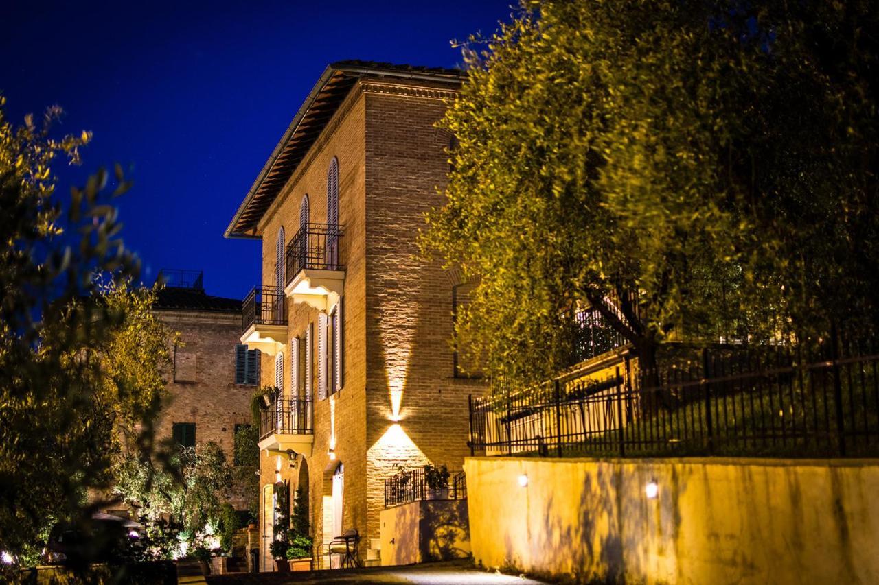Dolci Mura Luxury Rooms Siena Exterior photo