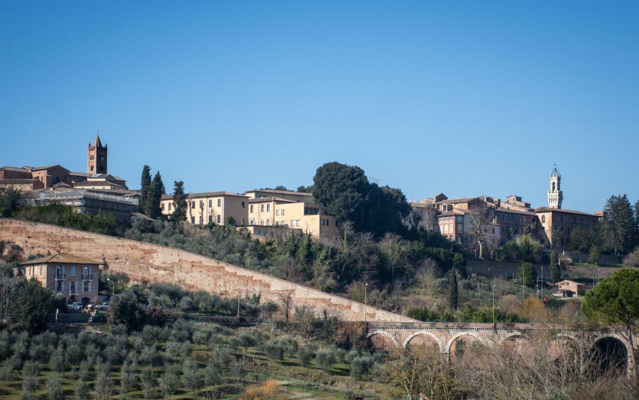 Dolci Mura Luxury Rooms Siena Exterior photo