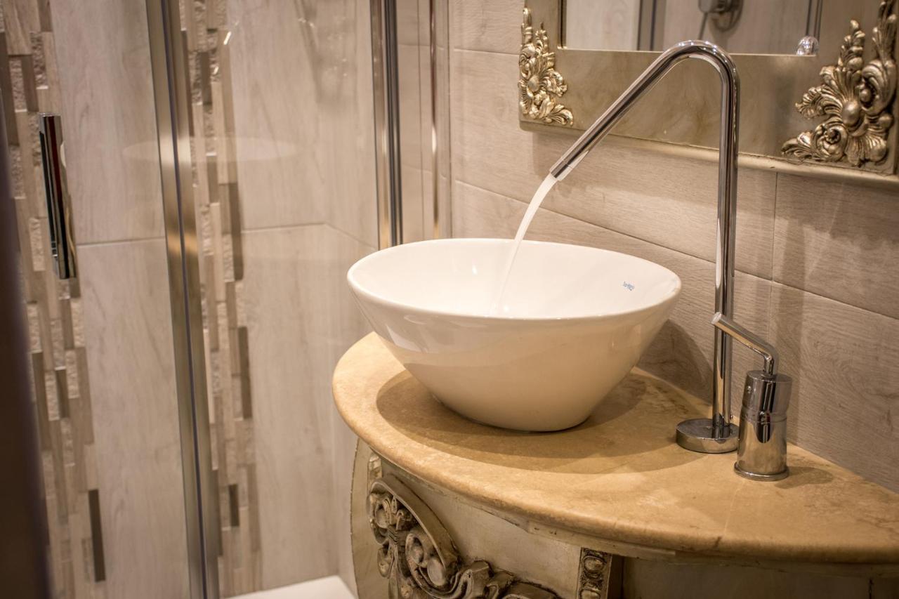 Dolci Mura Luxury Rooms Siena Exterior photo
